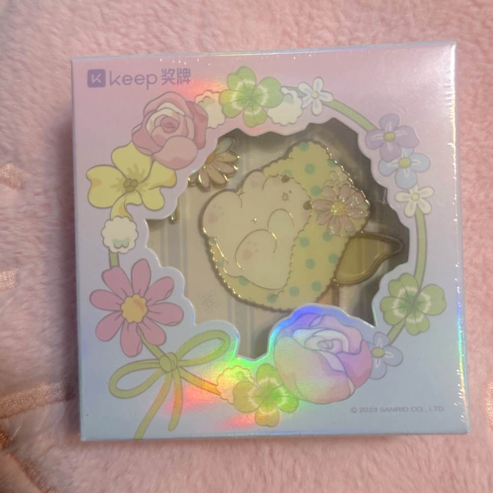 🆕 Sanrio Blanket Bear Pin